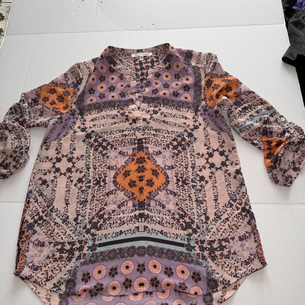 Black Rainn Multicolor Geometric Blouse